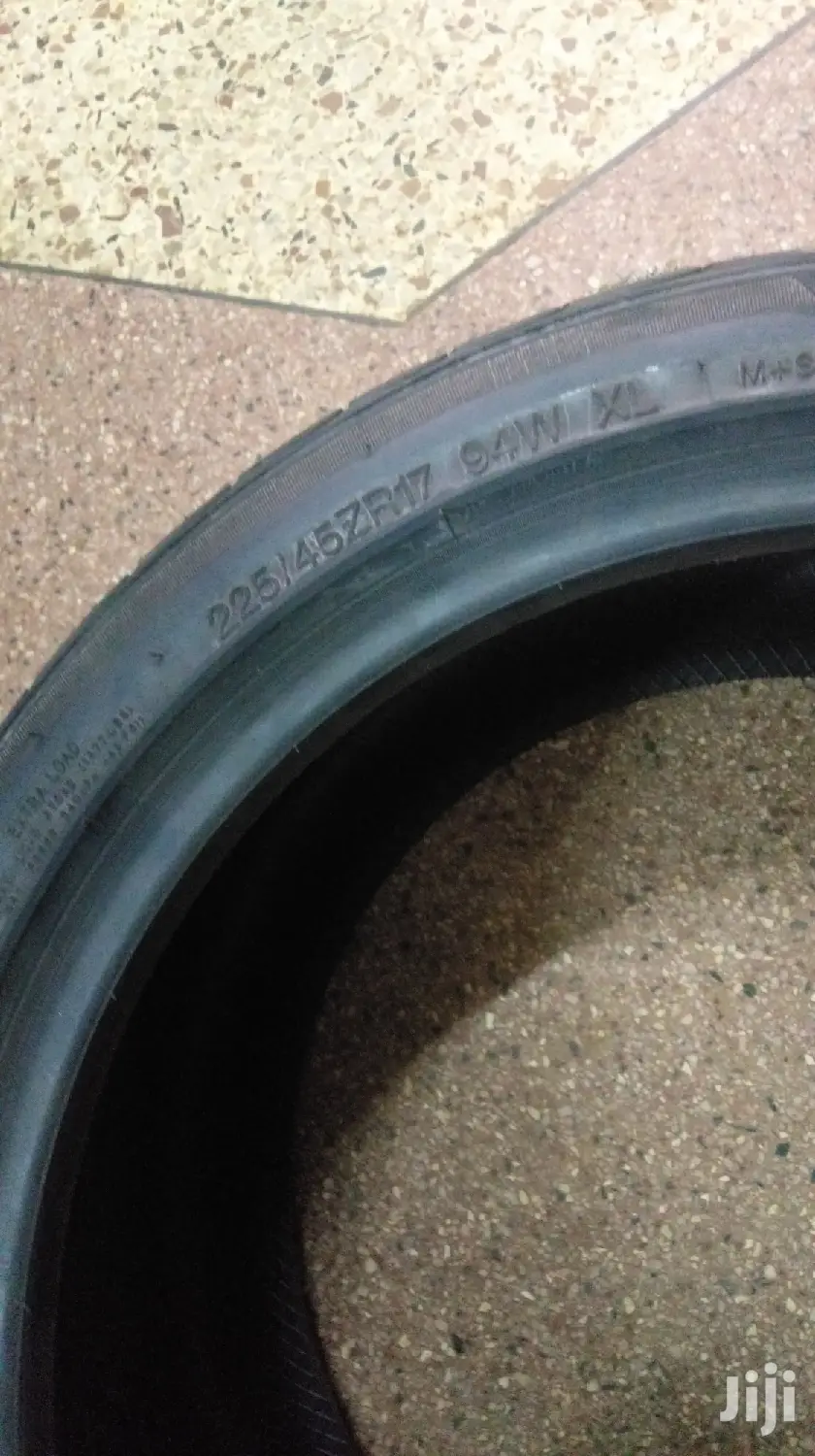 Subaru,Alteza,Nissan Fuga,Celica,Mark X Tyres