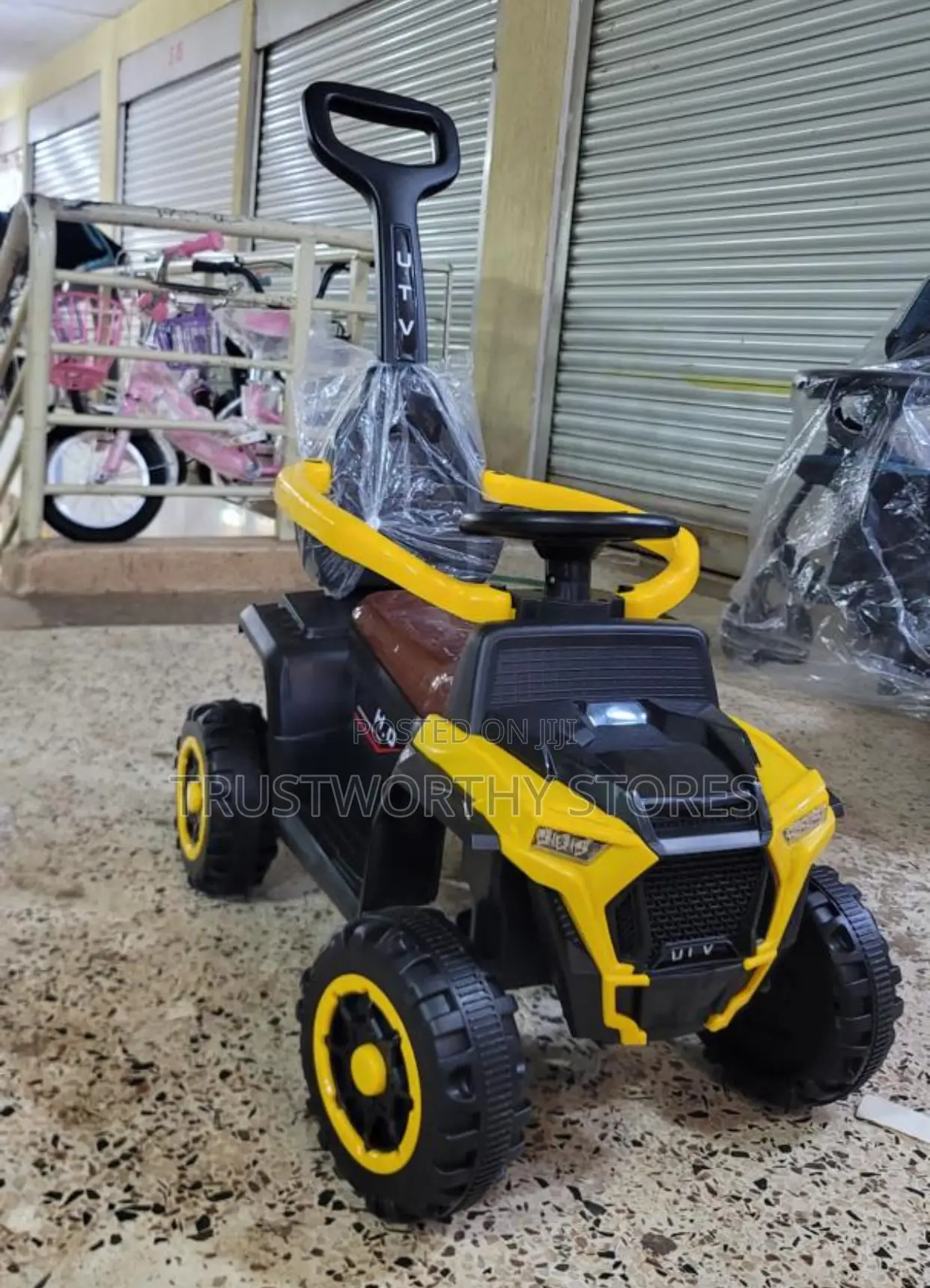 Rechargeable Kids Car With Guard 1-4years