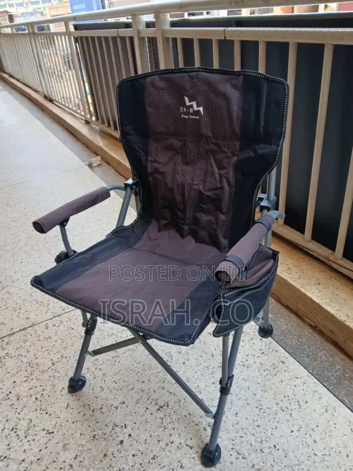 Foldable Metallic Chair With Storage Bag