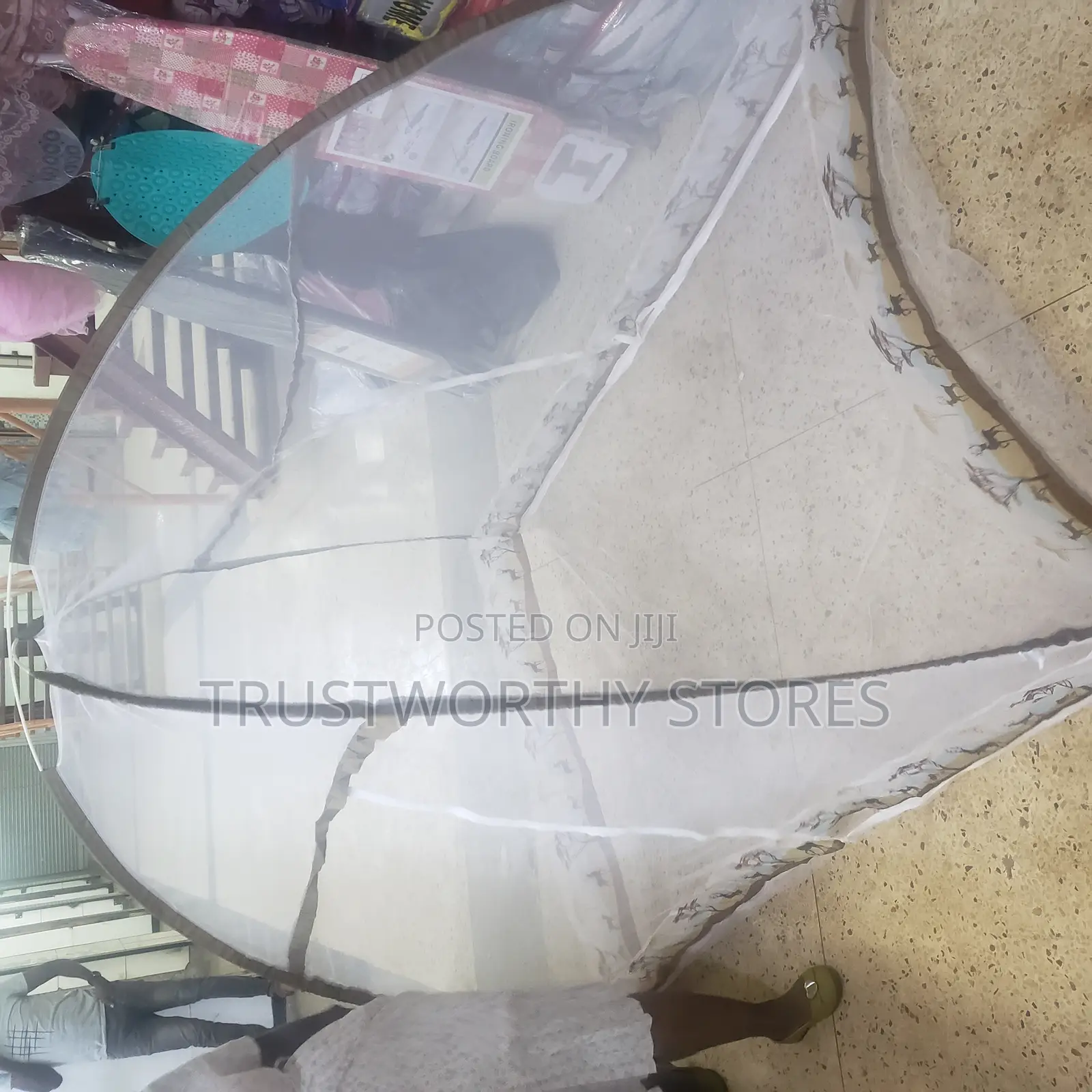 Tent/Curved Mosquito Net With a Zip-Size 4by6, 5by6 and 6by6