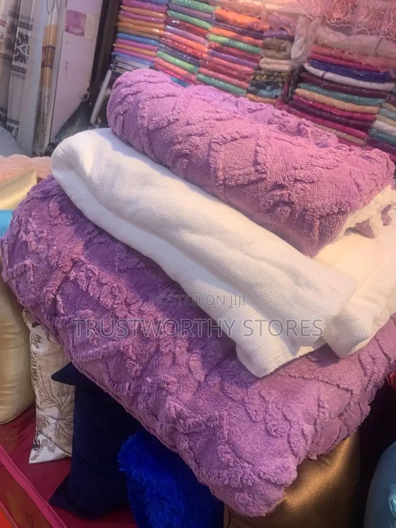 4pc Tufted Fleece Duvet - Size 5by6 And 6by6