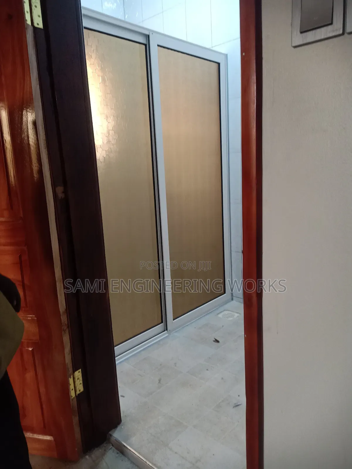 Aluminum Bathroom Slidding Divider Buloba