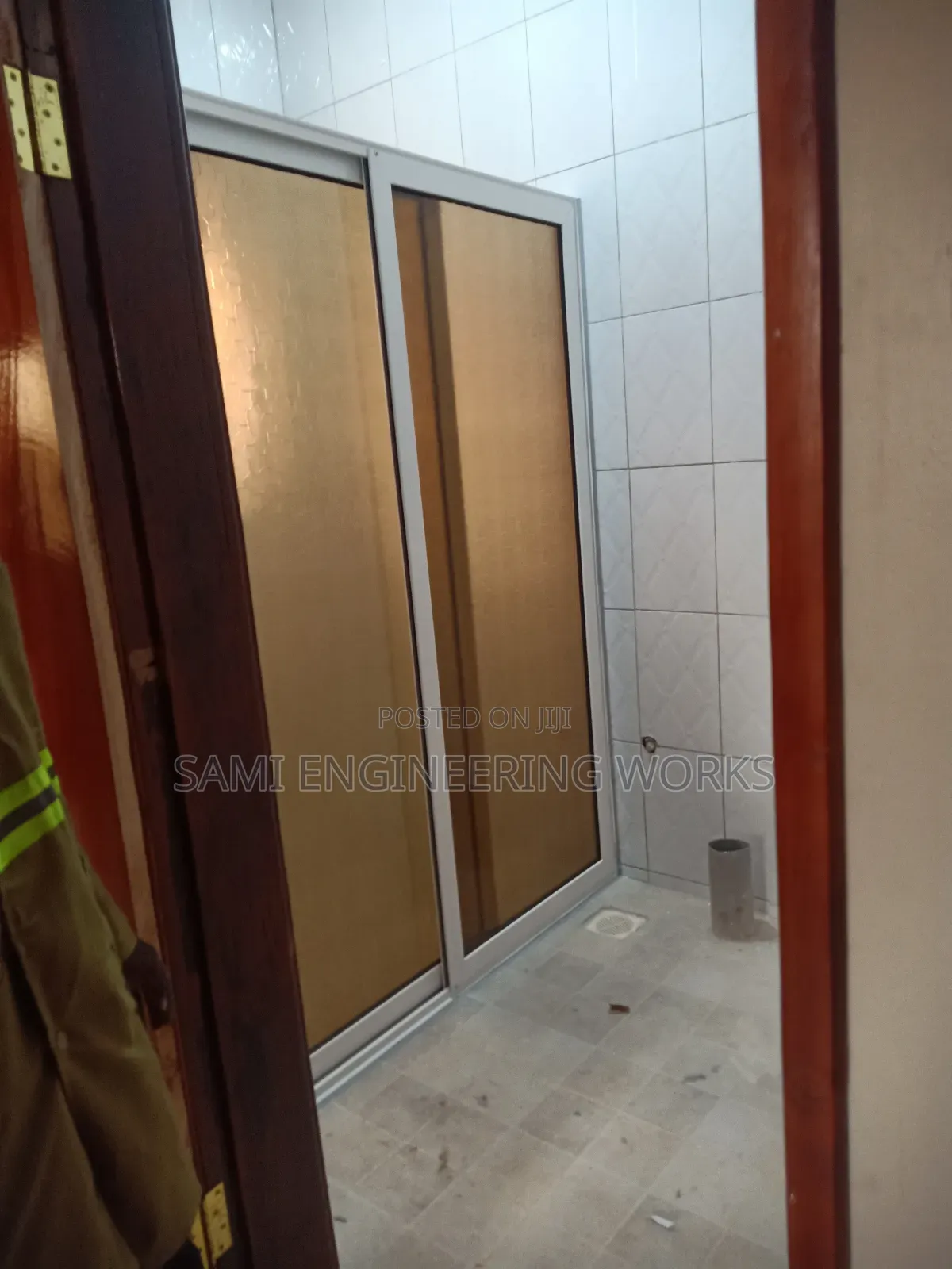 Aluminum Bathroom Slidding Divider Buloba