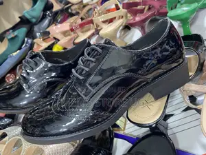 Andarina Classic Ladies Oxford Shoes