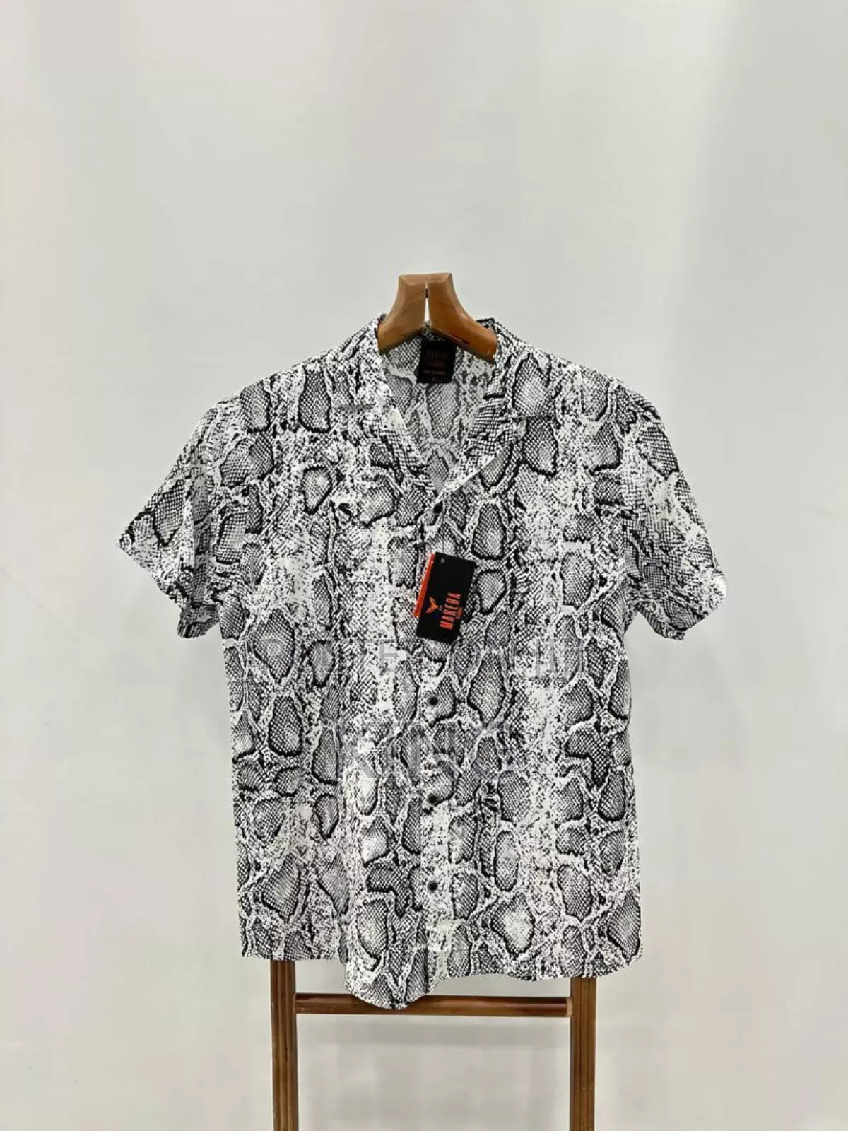 Prize Vintage Cast Shirt