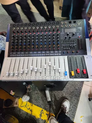 Music Mixer 12 Channel