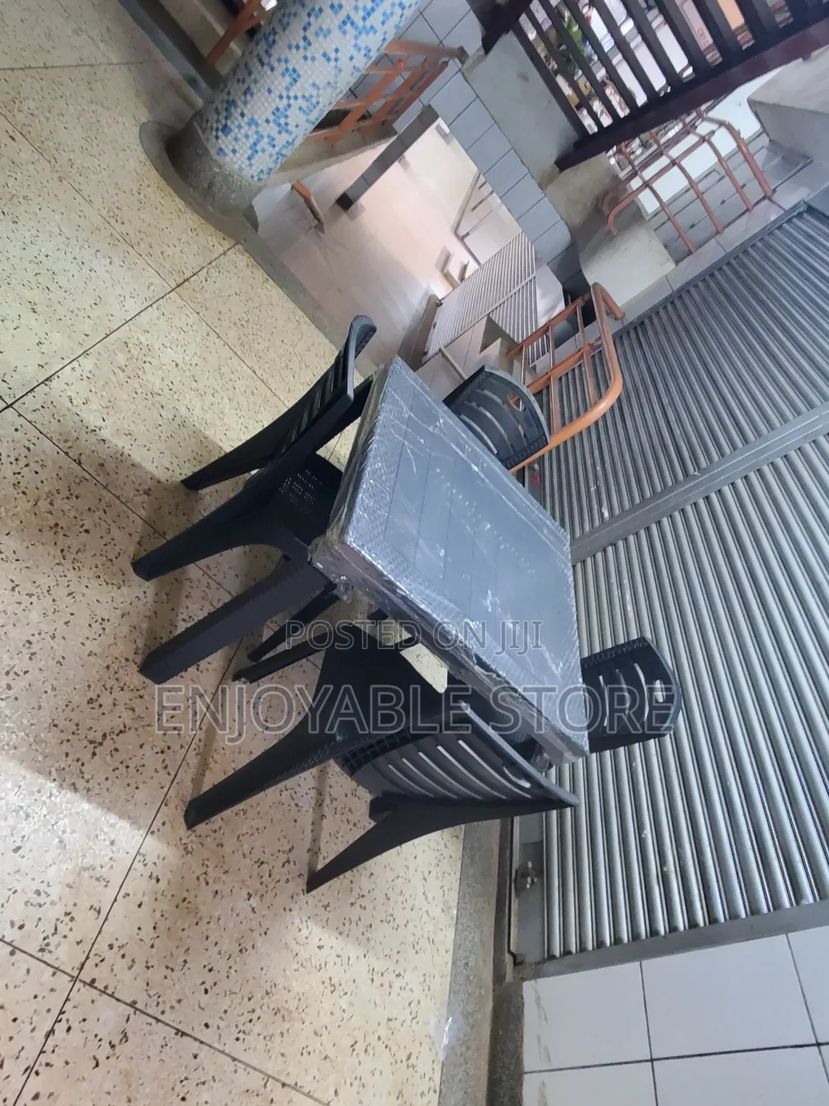 Restaurant Table and Chairs Restaurant Table and Chairs
