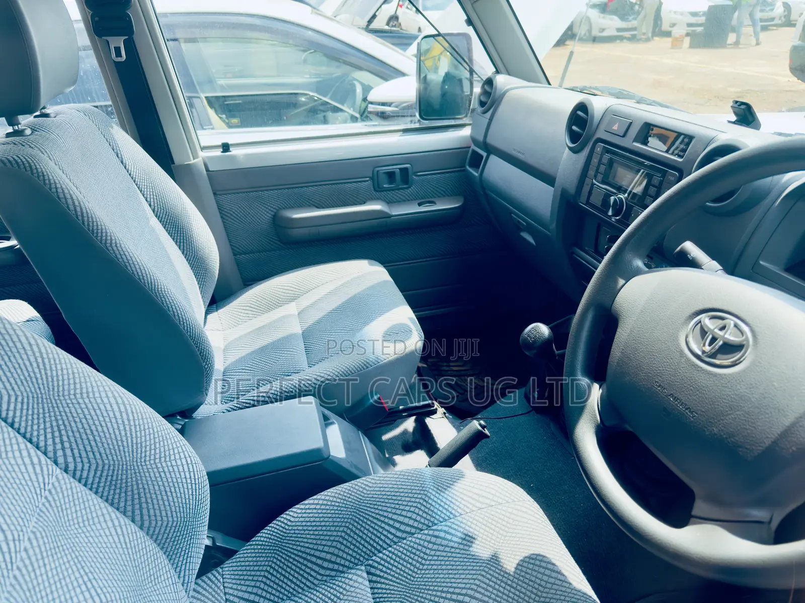 Toyota Land Cruiser 4.0 V6 DSL 2015 Silver