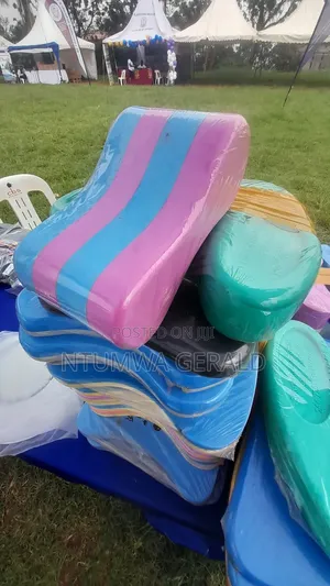 Pull Bouys