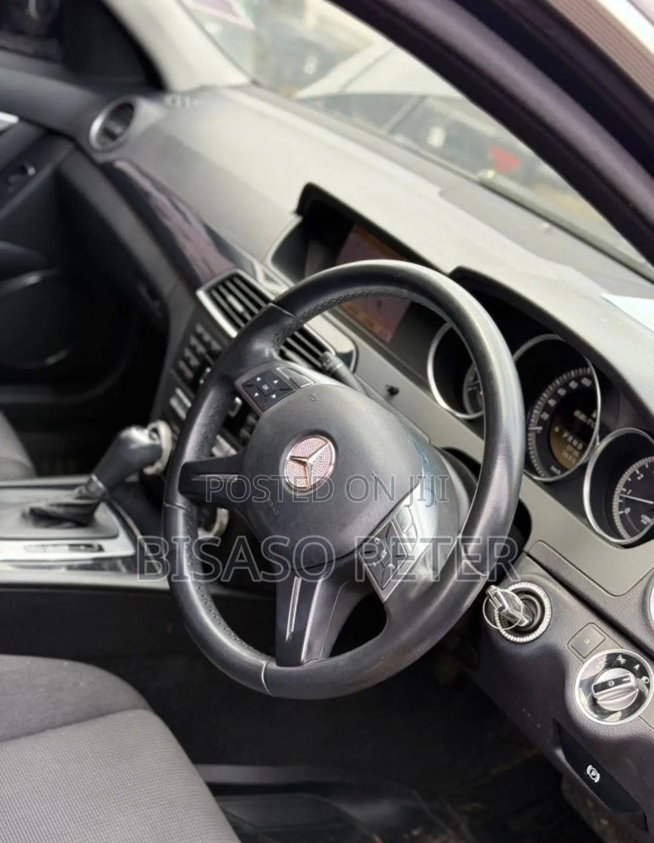 Mercedes-Benz C200 2012 Black