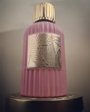 Qissa Pink