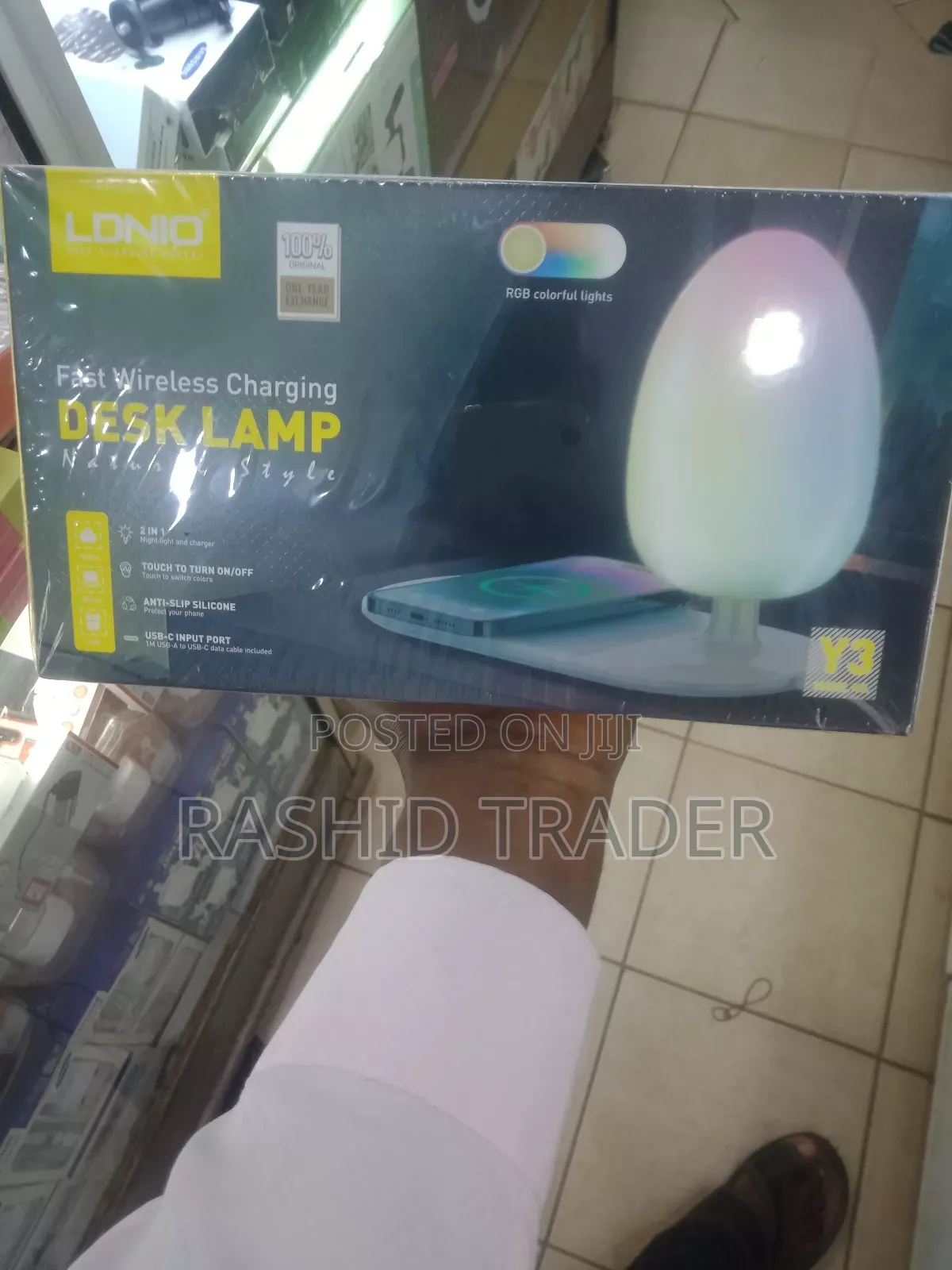 Ldnio Fast Wireless Charging and Desk Lamp