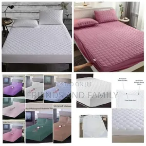 Mattress With Mattress Protector 6*5*6. Inches