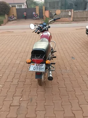 Bajaj Boxer 100 2024 Red