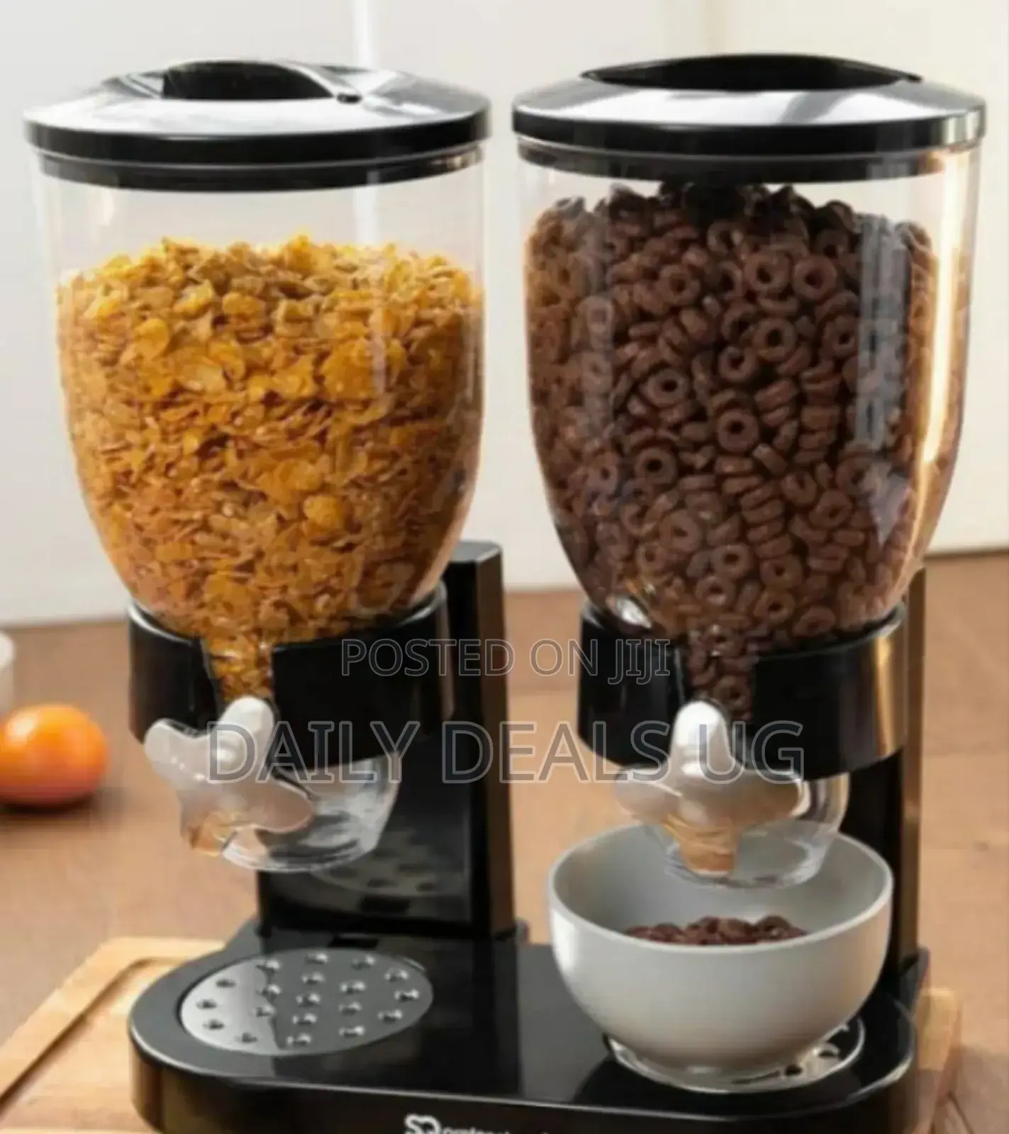 Double Dry Food Dispenser