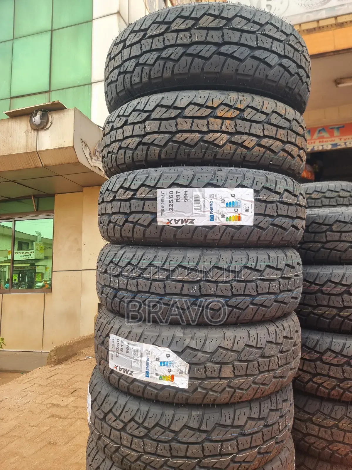 Seasonal Tyres Size 17 for Subaru, Harrier, Klugar.