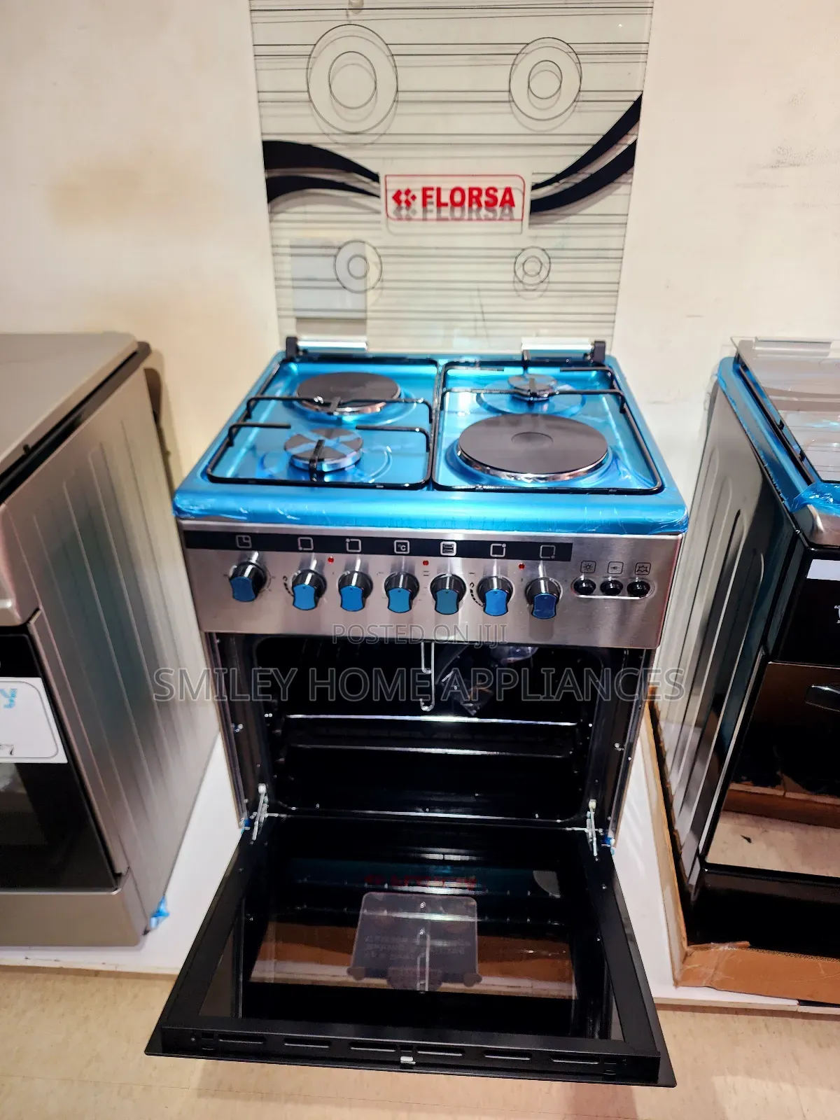 Florsa 60 by 60cm 2 Gas Burner and 2 Electric Plates Cooker