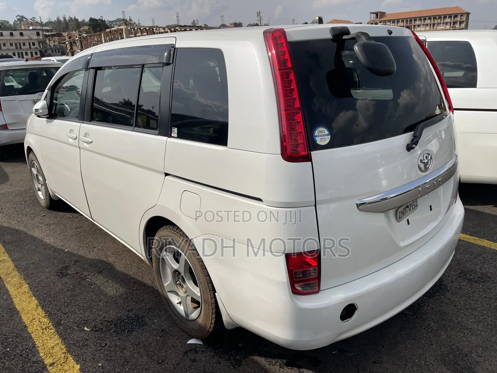 Toyota ISIS 1.8 G 2WD 2010 White