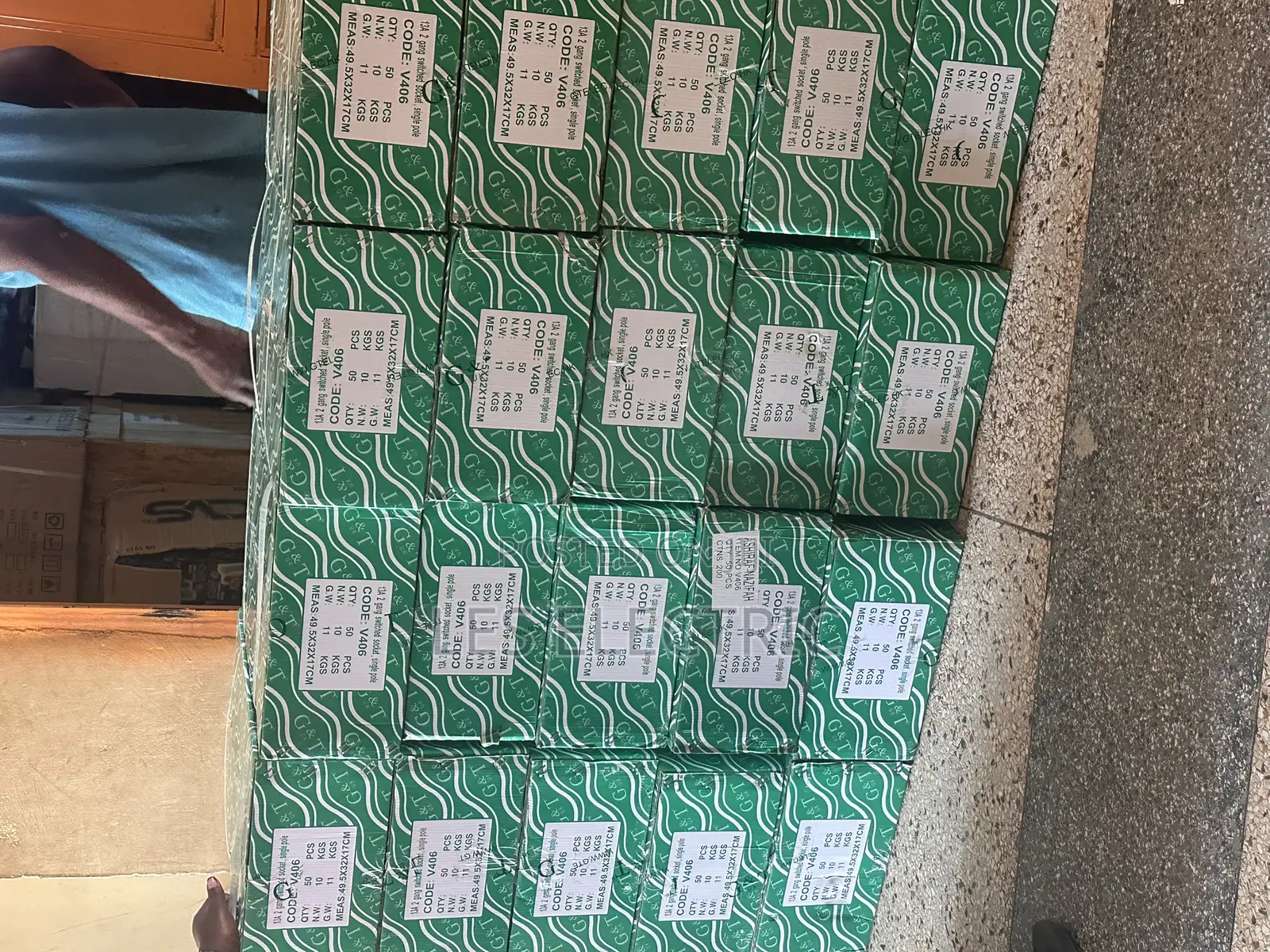 Double Socket G T Carton