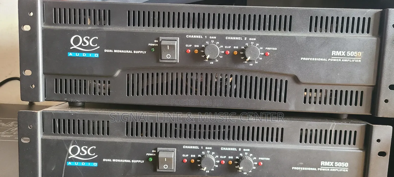 QSC RMX 550 Amplifier