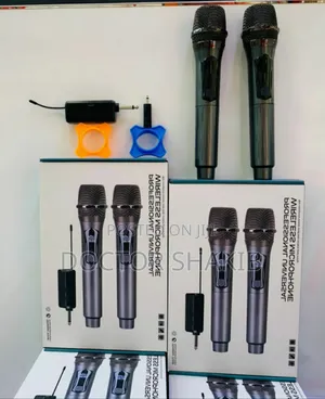 High-Quality Professional Universal Wireless Microphone