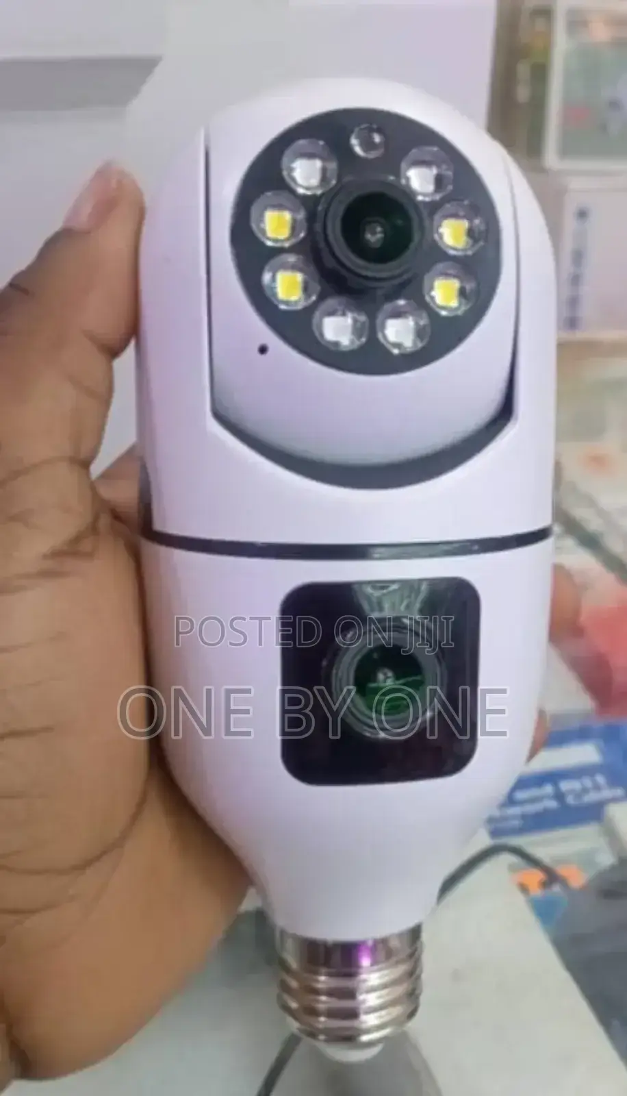 Bulb WIFI Dual 2 Lens Camera | WIFI Smart Camera V380 Pro
.