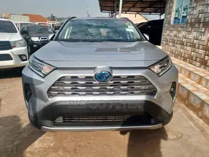 Toyota RAV4 2019 Silver