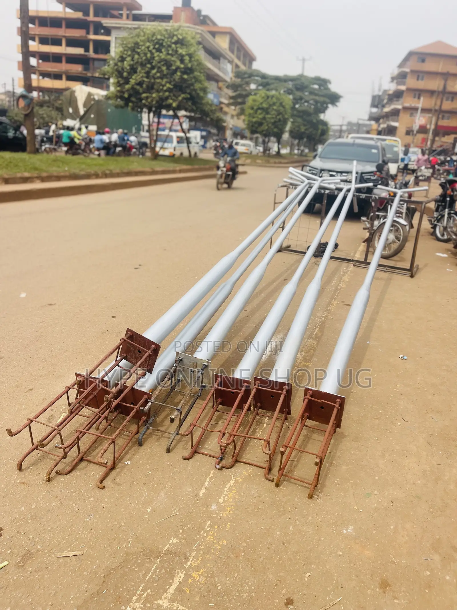 Double and Single Quality Solar Poles