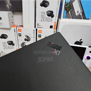 New Lenovo ThinkPad X1 Carbon 32GB Intel Core Ultra 7 SSHD (Hybrid) 1T