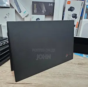 New Lenovo ThinkPad X1 Carbon 32GB Intel Core Ultra 7 SSHD (Hybrid) 1T