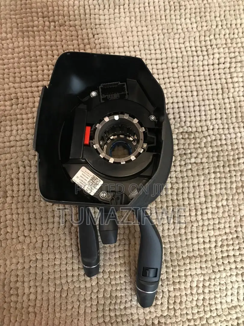 Pre Owned Steering Wheel Column for Benz G63