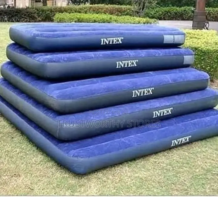 3x6 Inflatable Air Mattress Comes With a Pump