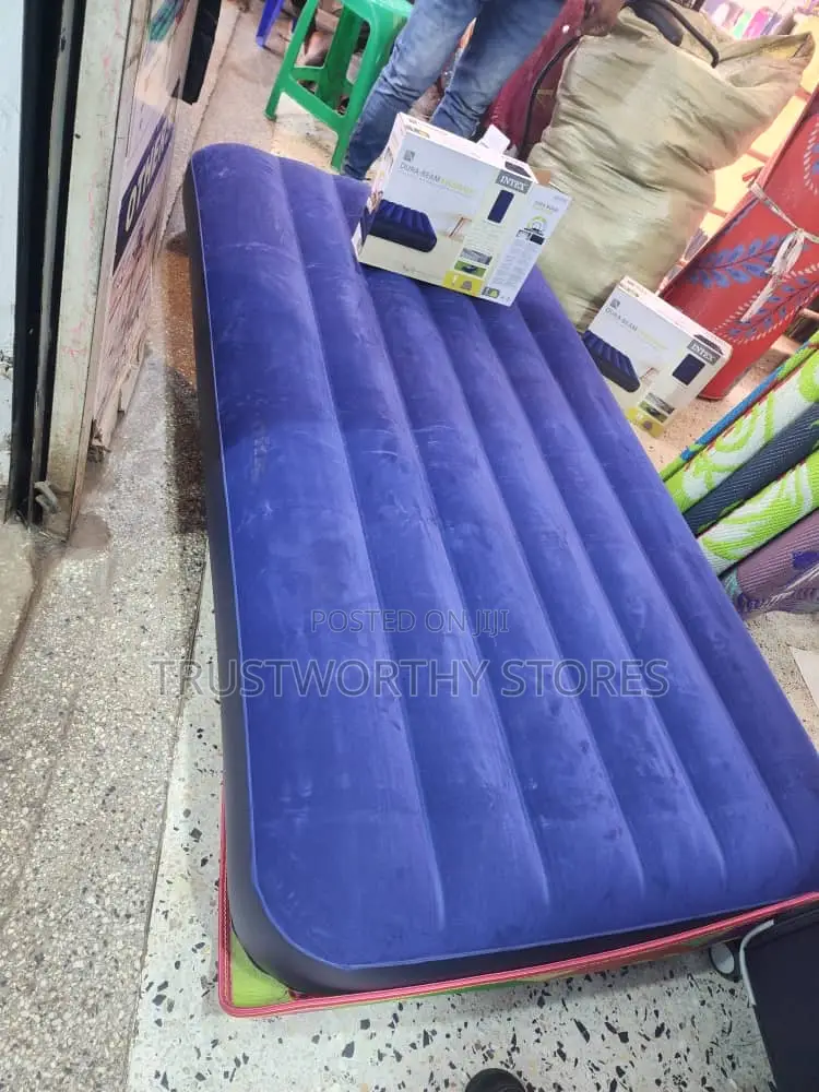 3x6 Inflatable Air Mattress Comes With a Pump