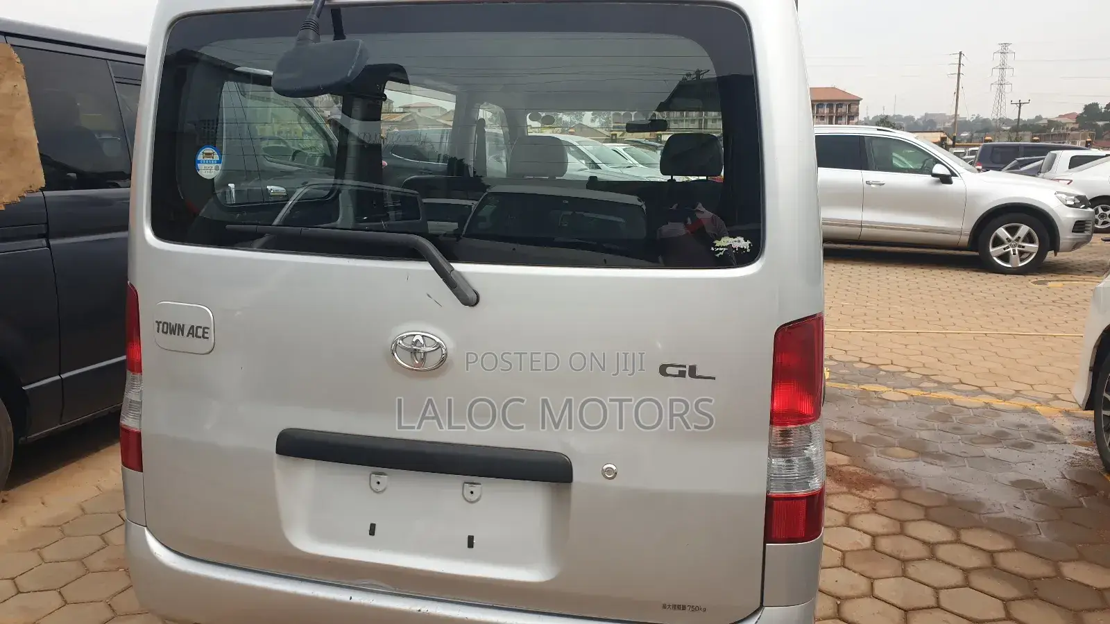Toyota TownAce 2010 Silver