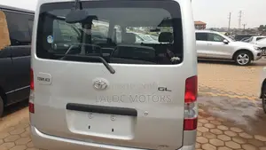 Toyota TownAce 2010 Silver