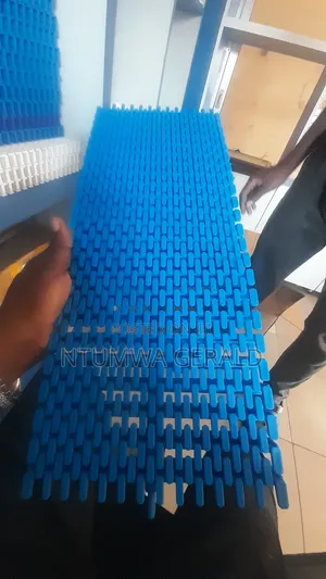 Grating for Overflow Swimming Pools