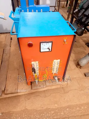 Battery Charger/Quick Charging/24 Batteries