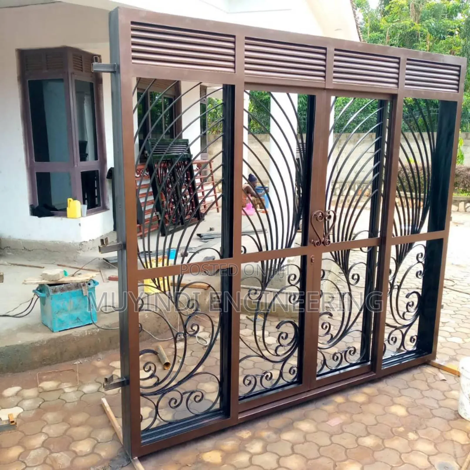 Sliding Doors