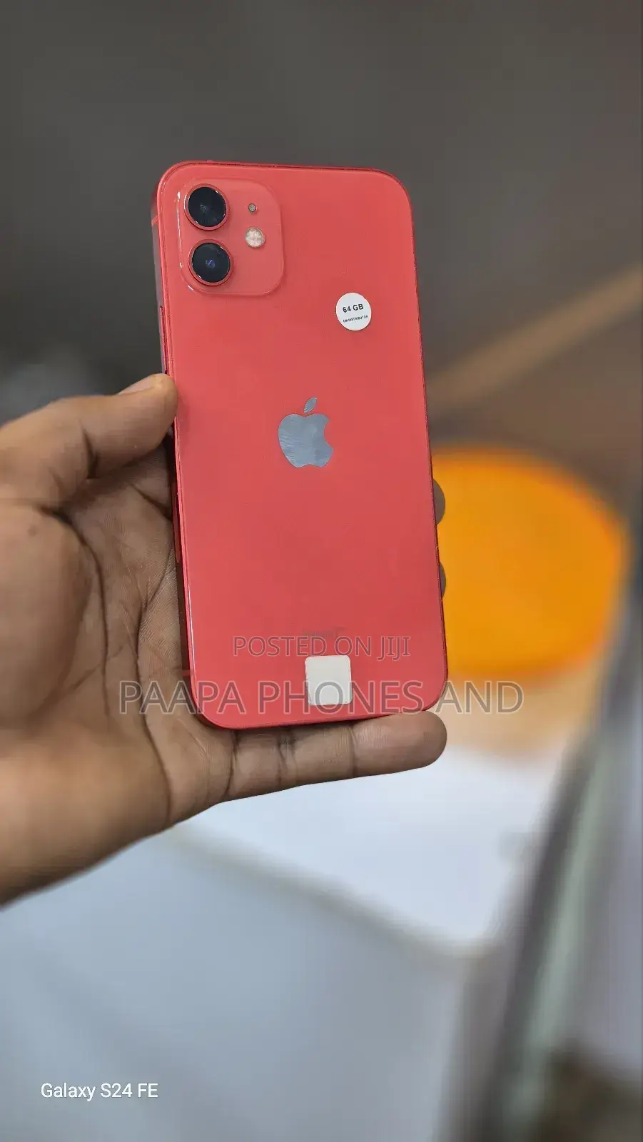 Apple iPhone 12 64 GB Red