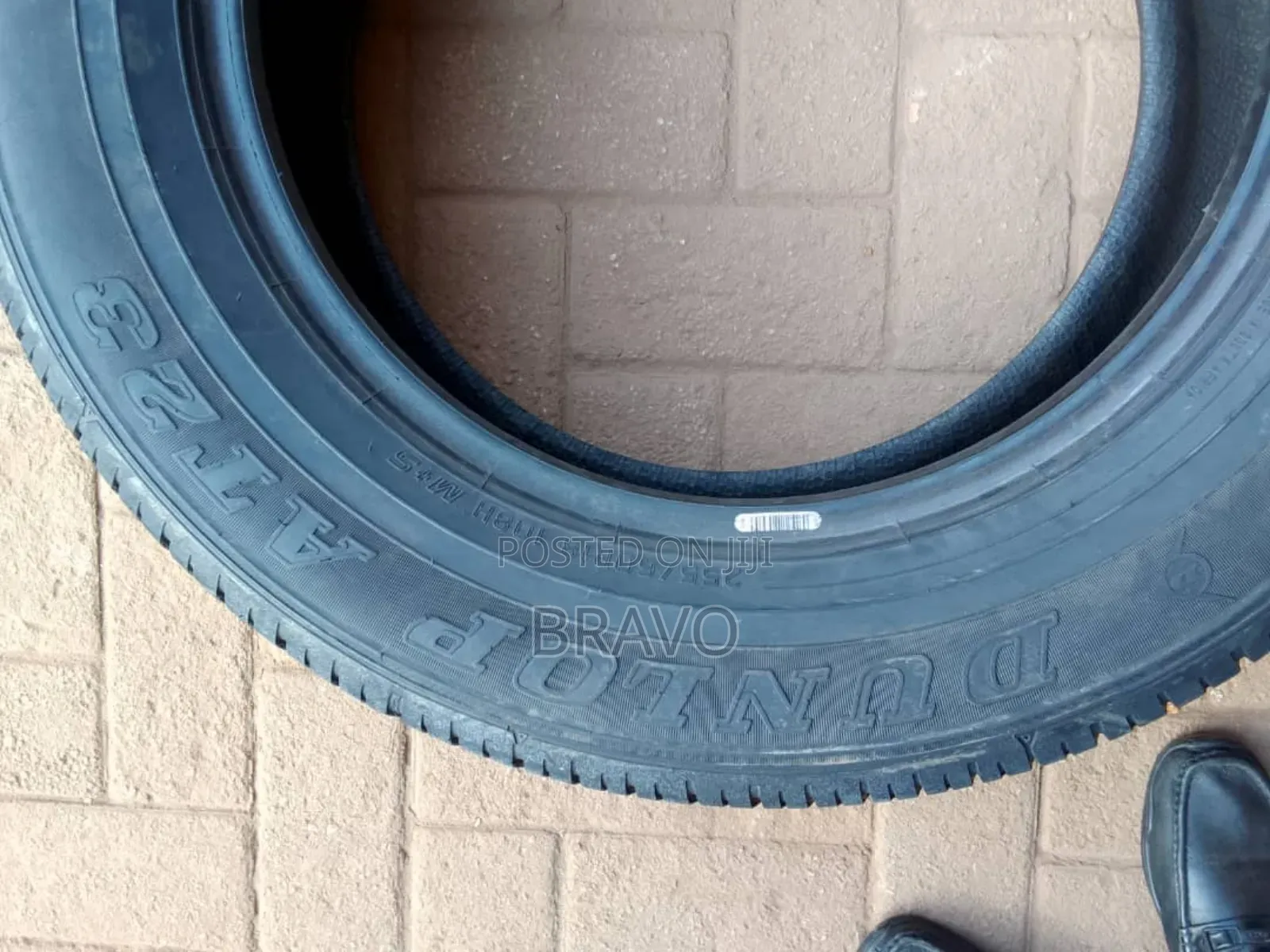 255/60r18 Dunlop Tires Good Condition.