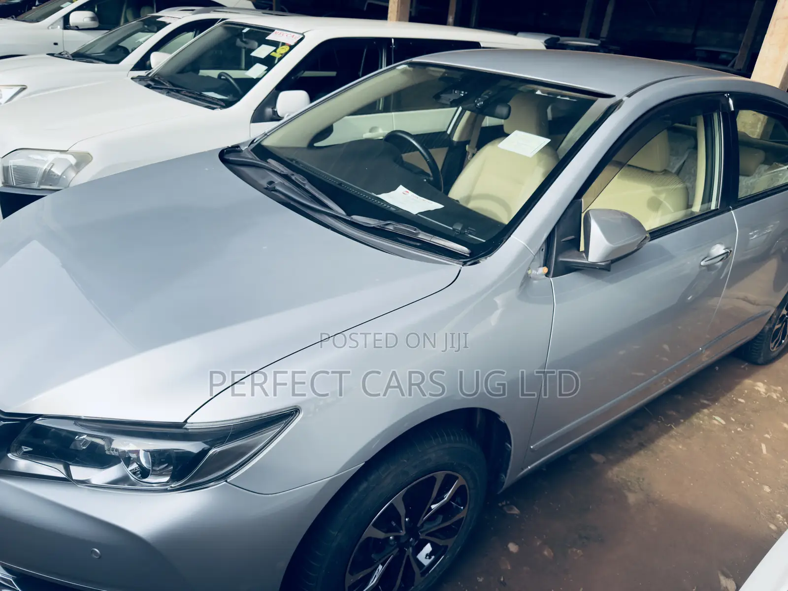 Toyota Premio 1.8 AWD 2018 Silver