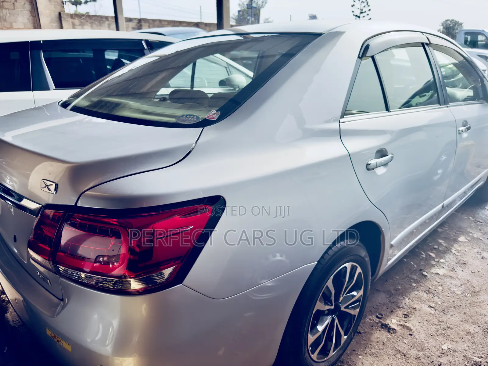 Toyota Premio 1.8 AWD 2018 Silver