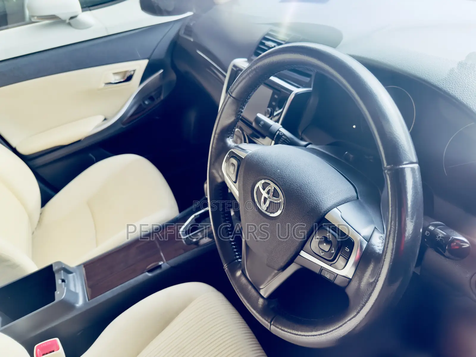 Toyota Premio 1.8 AWD 2018 Silver