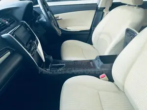 Toyota Premio 1.8 AWD 2018 Silver