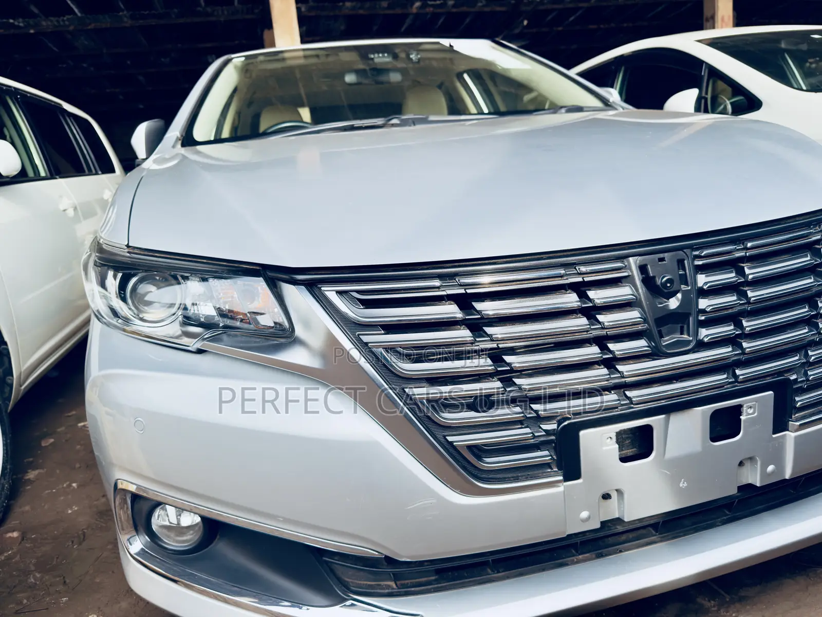Toyota Premio 1.8 AWD 2018 Silver