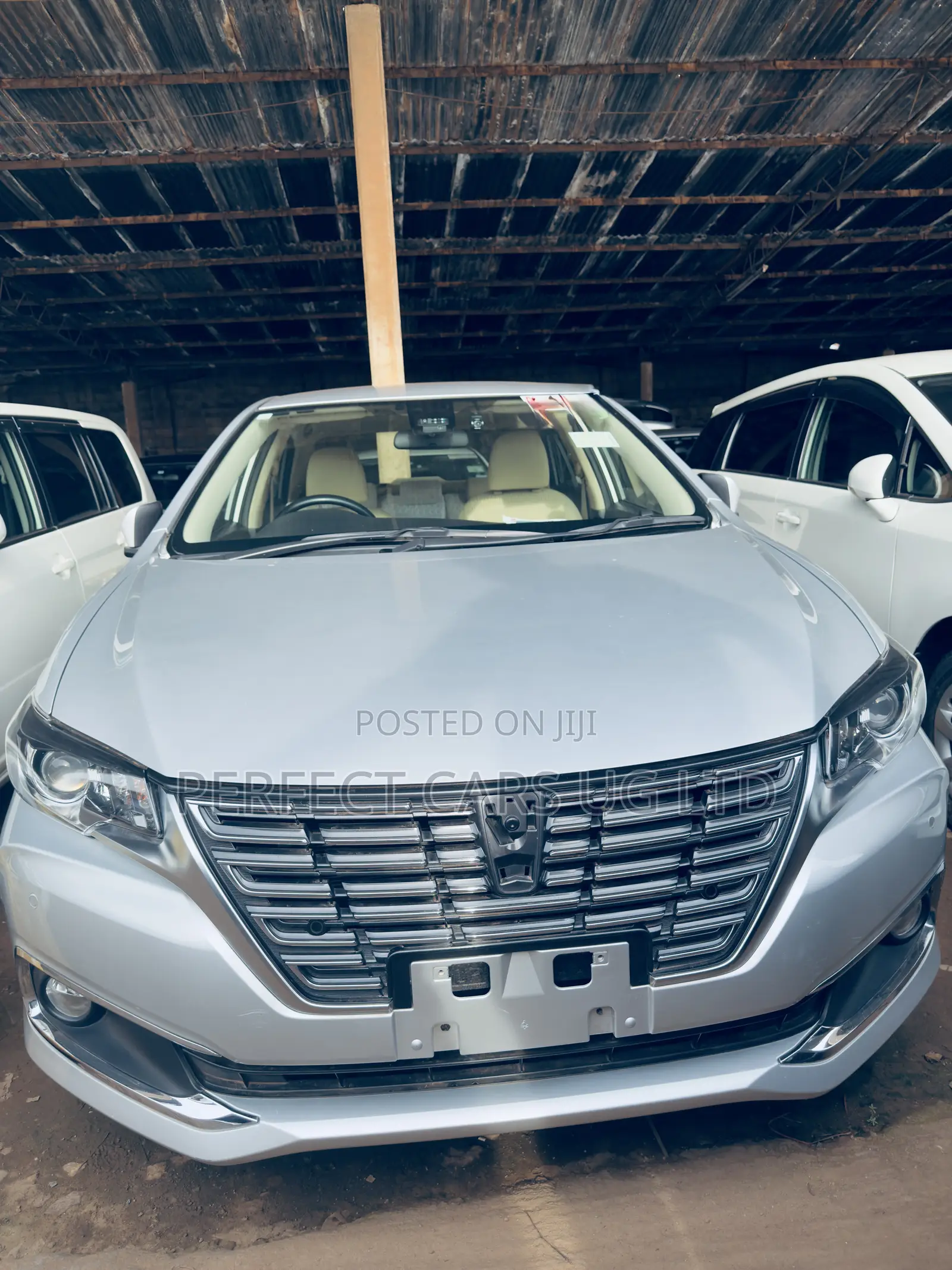 Toyota Premio 1.8 AWD 2018 Silver