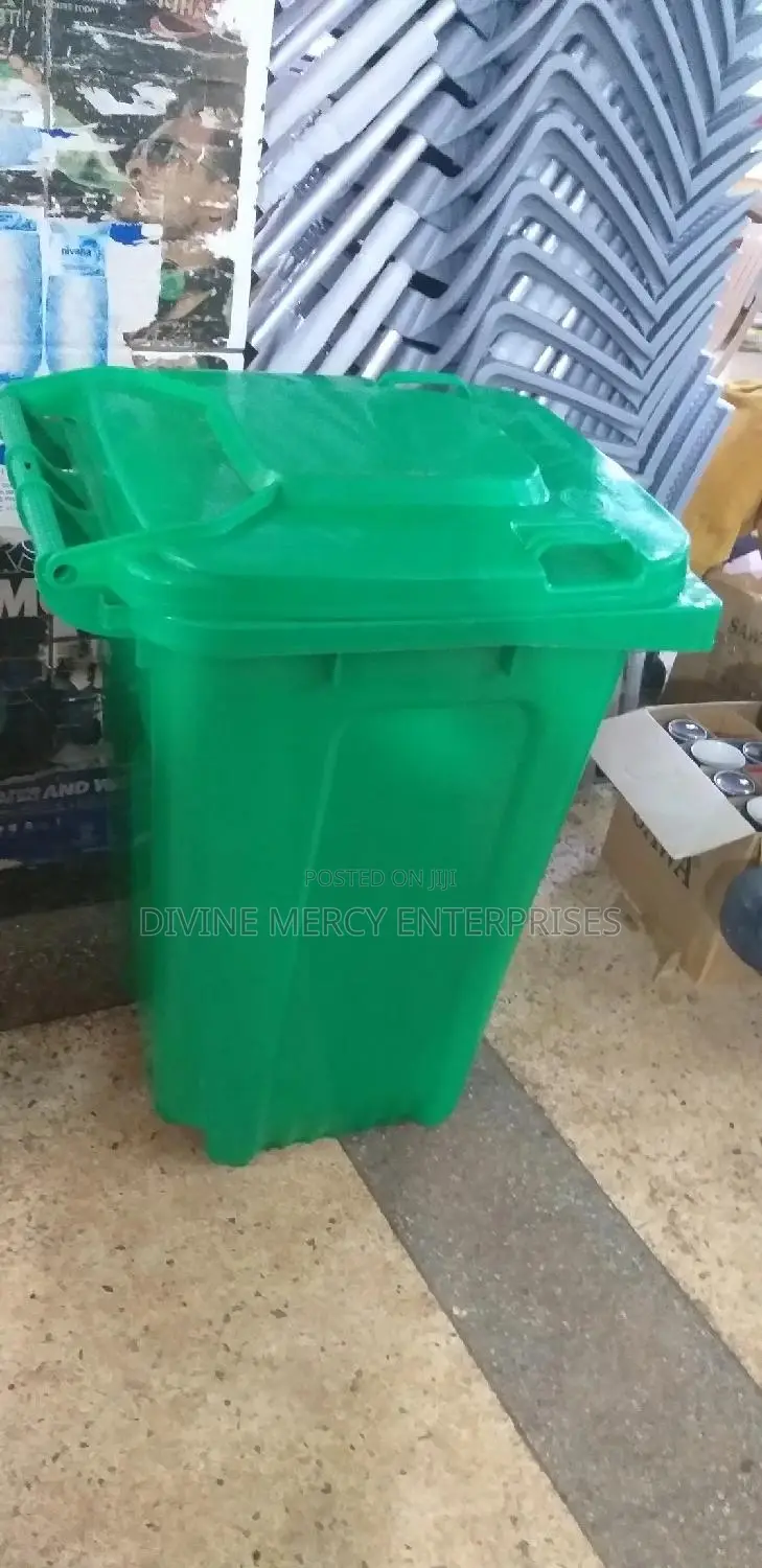 240litrs Dust Bin With Wheels