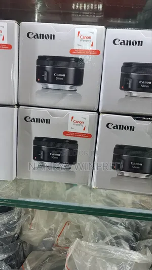 EF 50mm F/1.8 STM