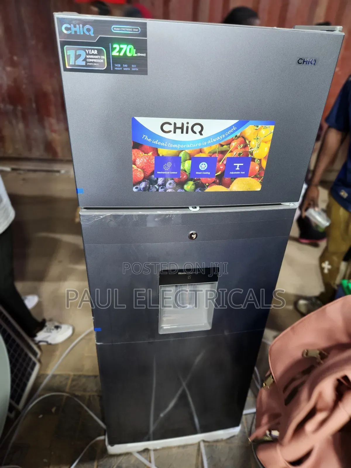 Chiq Refrigerator 270L