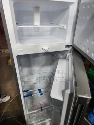 Chiq Refrigerator 270L